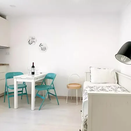 Apartment Center Alfama *