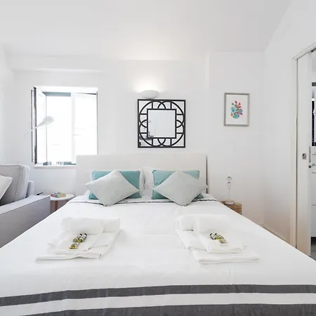 Apartment Center Alfama